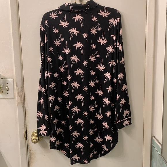 Hurley NWT long sleeve sleepwear pajama with button and left front pocket - Picture 5 of 5